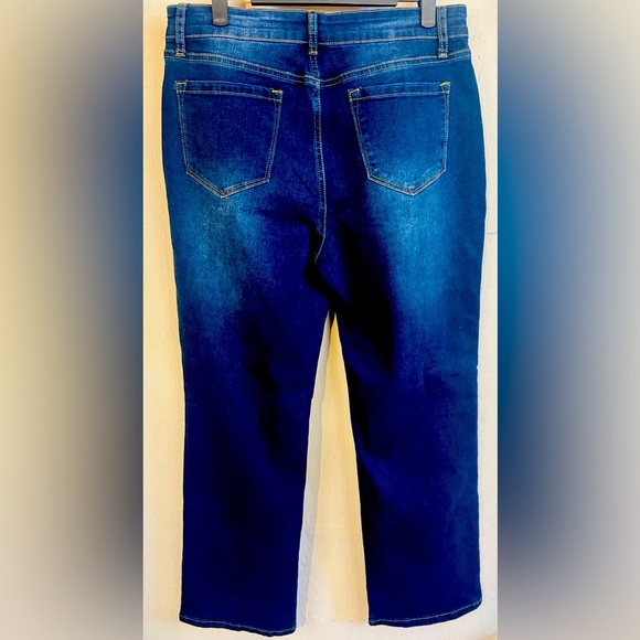 GRAPENT Jeans, High Waisted Distressed Straight Leg Ripped, Size 12 - Picture 5 of 6